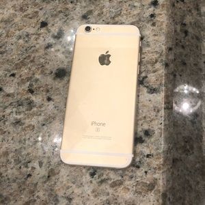 Apple iPhone 6s 64gb for parts or repair gold
